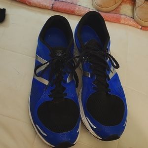 Men's shoes